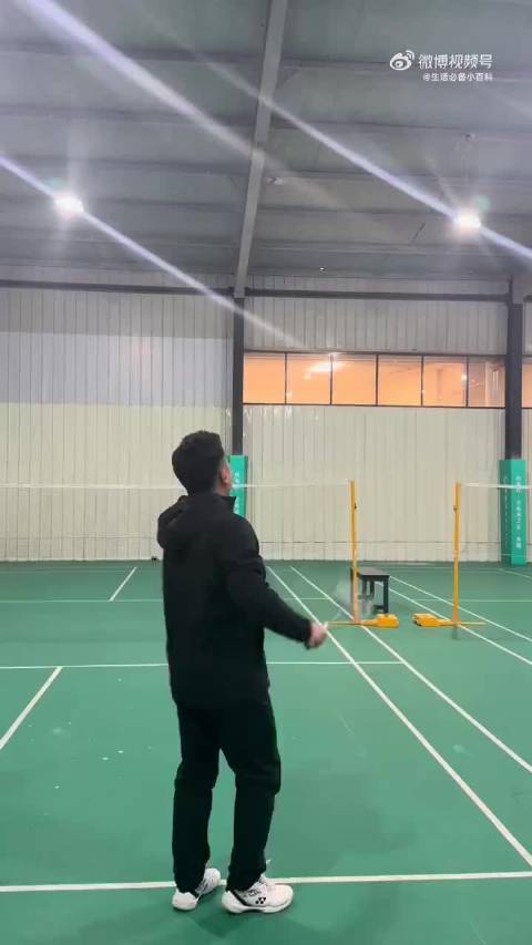 新手怎么打羽毛球,从站到场上的第一步开始 新手怎么打羽毛球,从站到场上的第一步开始